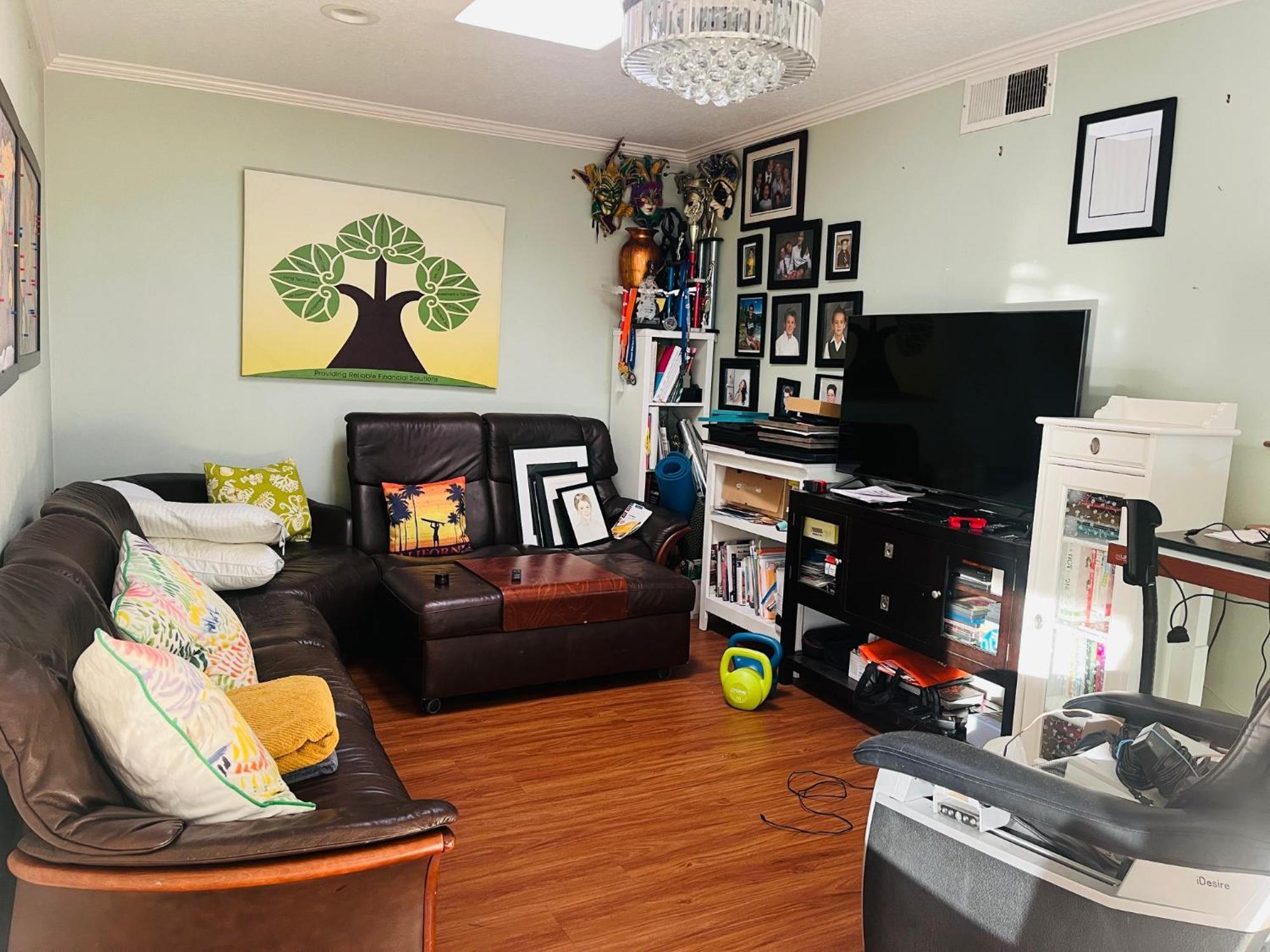 Costa Mesa Homestay - Private Rooms With 2 Shared Baths And Hosts Onsite Exterior foto